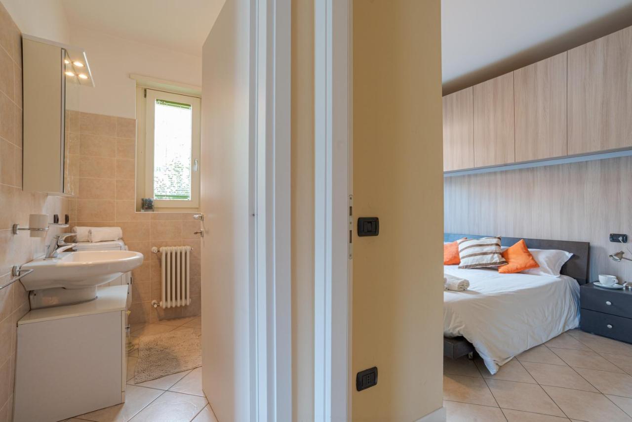 Lake Como Apartment With Balcony And Private Parking Ossuccio Exterior foto